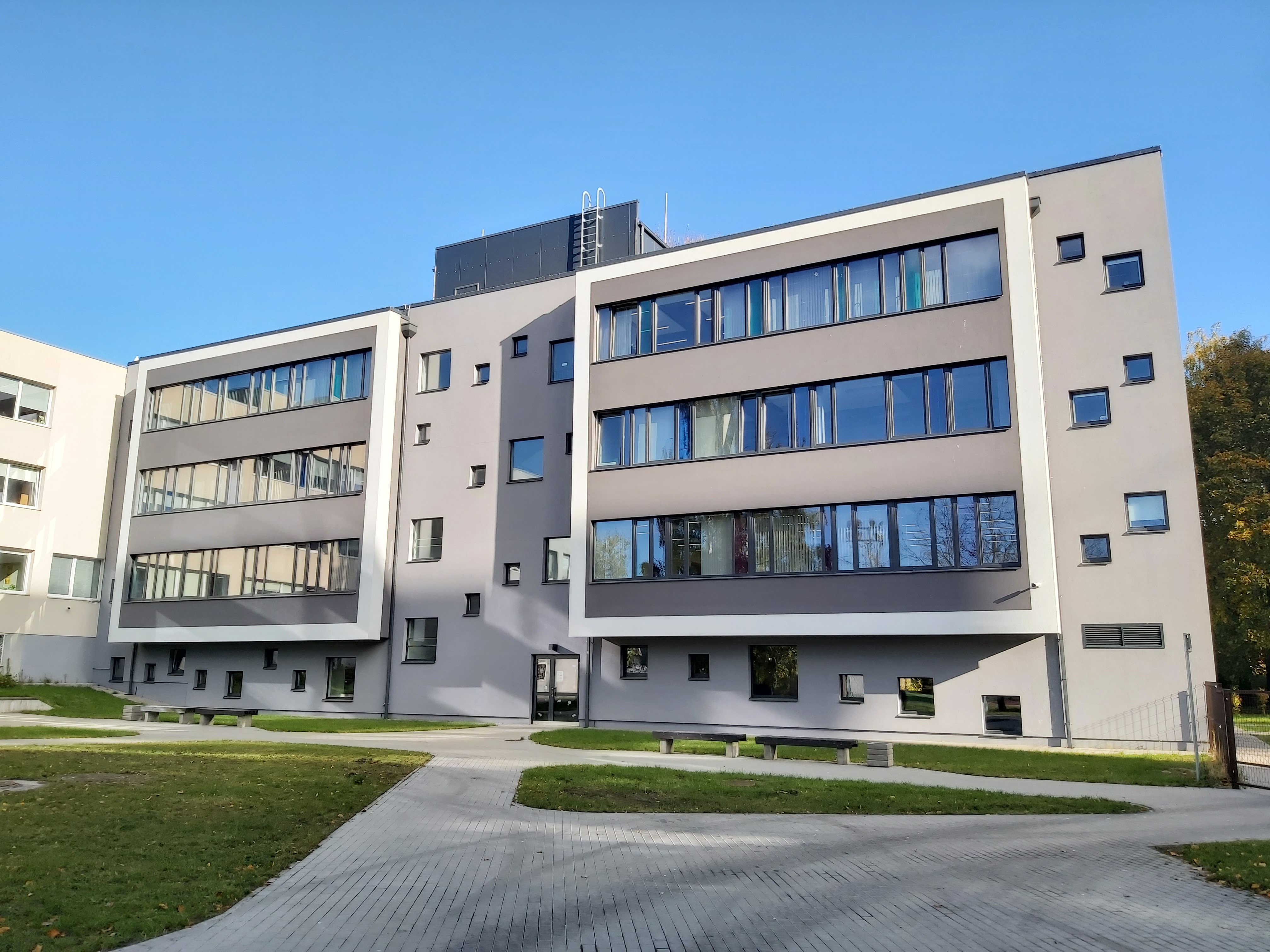 Jaunais korpuss no rietumu puses 1