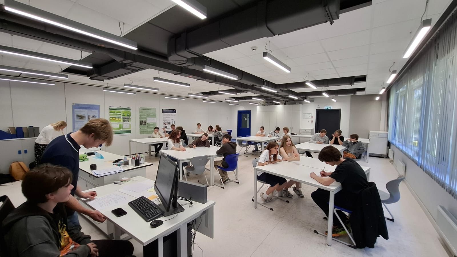 F618B119-8F00-44EE-9BAC-04427B5AA8A1