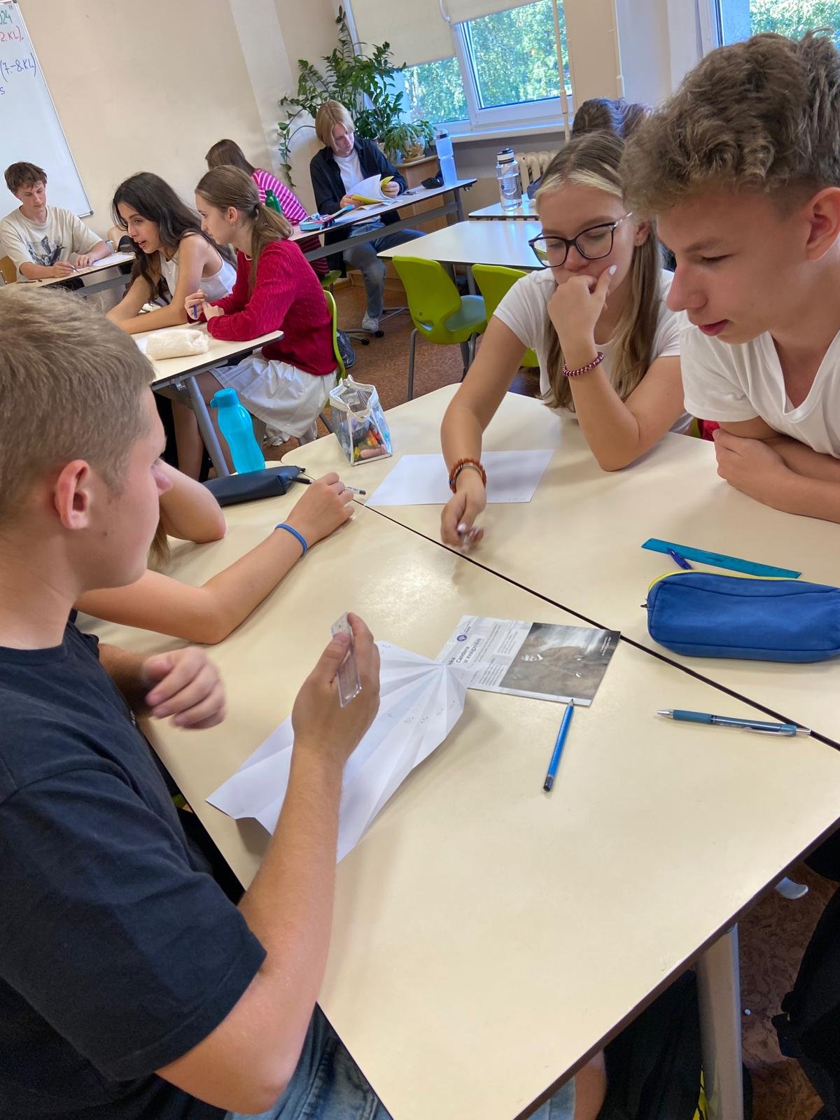 From airplanes to rockets 4