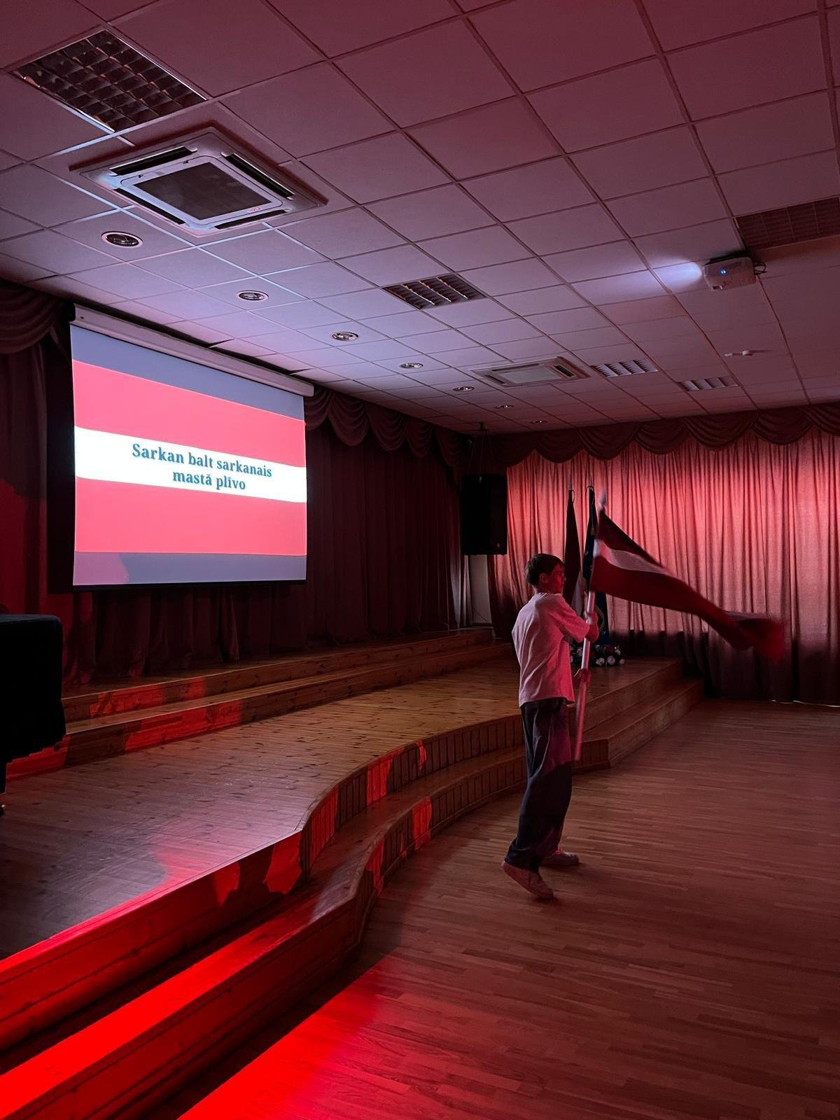 WhatsApp Image 2024-11-25 at 18.57.50 (11)