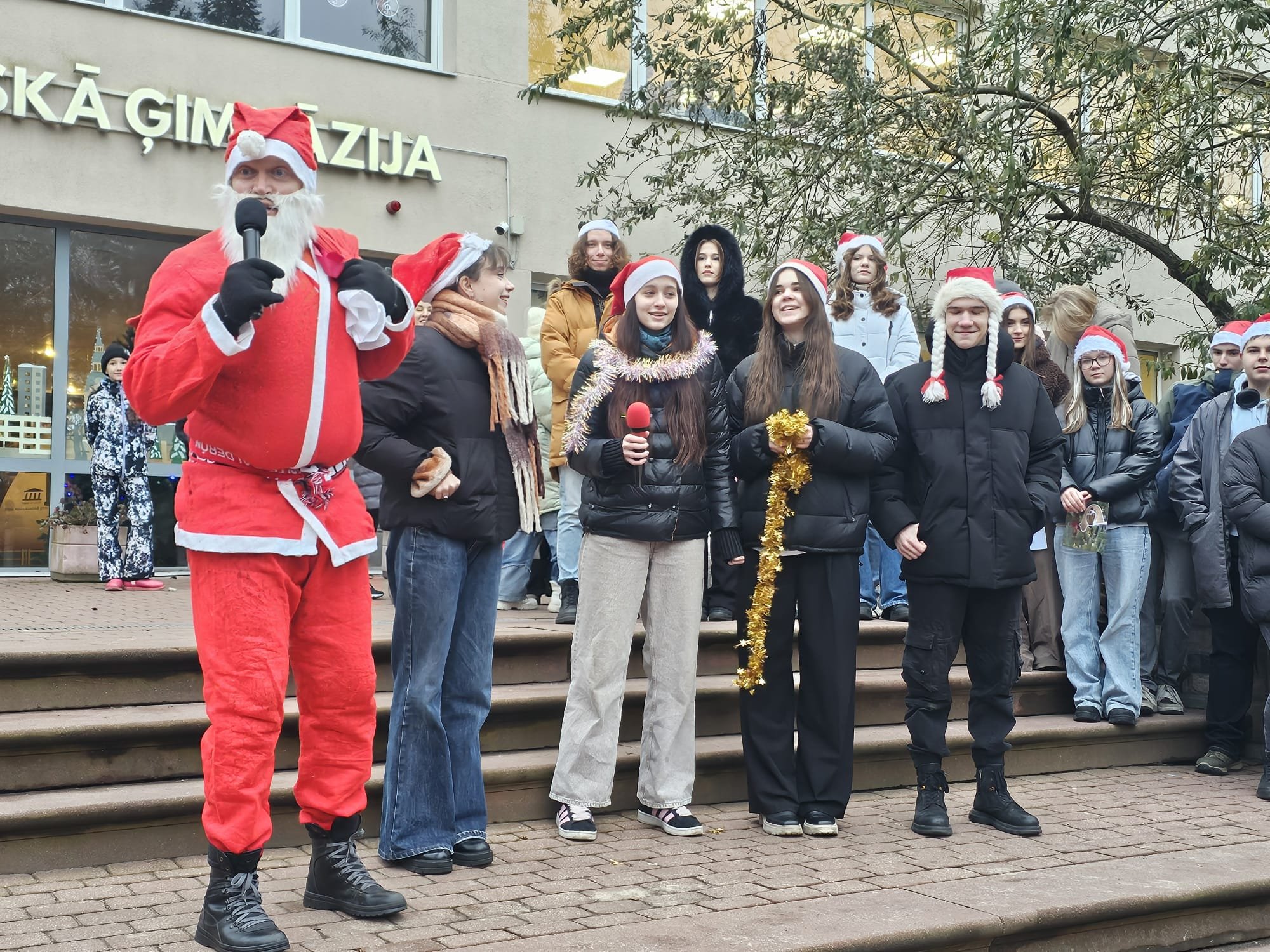 WhatsApp Image 2024-12-02 at 09.42.14