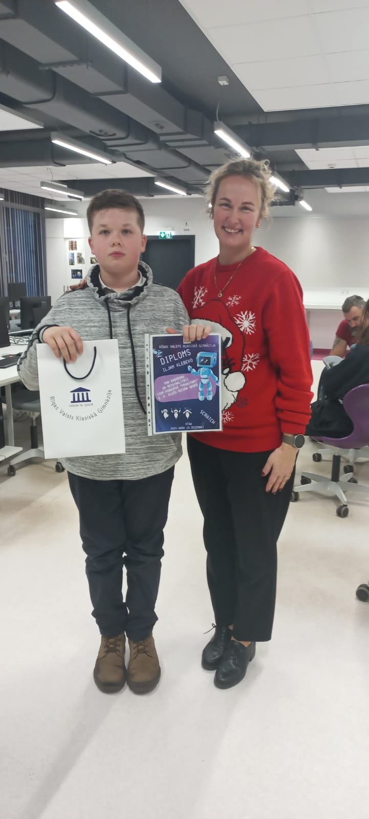 WhatsApp Image 2024-12-19 at 19.20.42 (1).jpeg