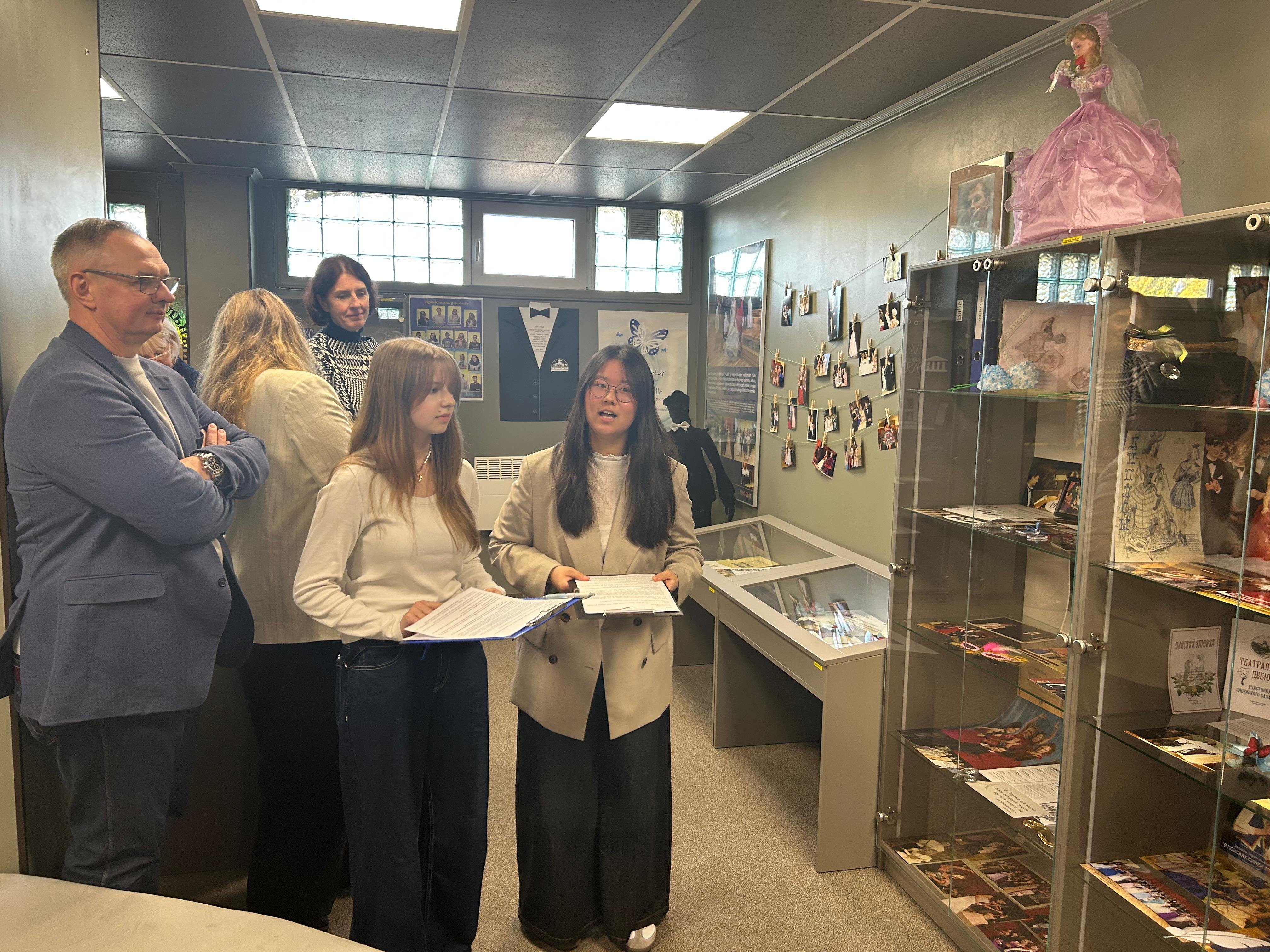 WhatsApp Image 2025-10-10 at 16.49.03 (2)